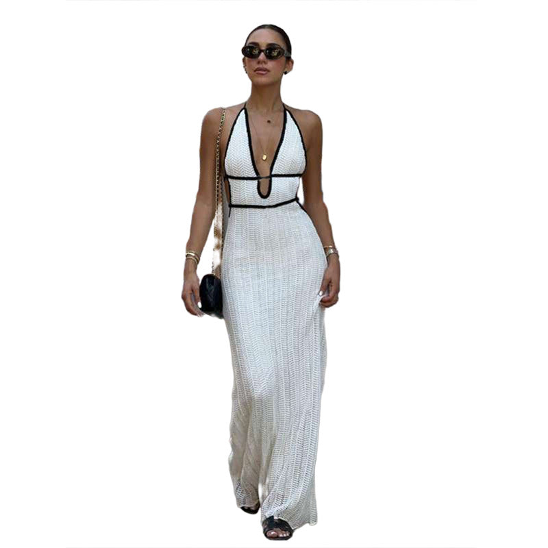 Robe en tricot dos nu à col V, longue et élégante, couleur blanche, parfaite pour les occasions sociales.