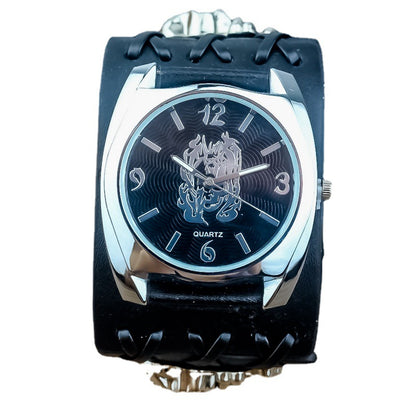 Montre de mode pour homme moto en noir avec design de tête de fantôme, épaisseur de 11mm.