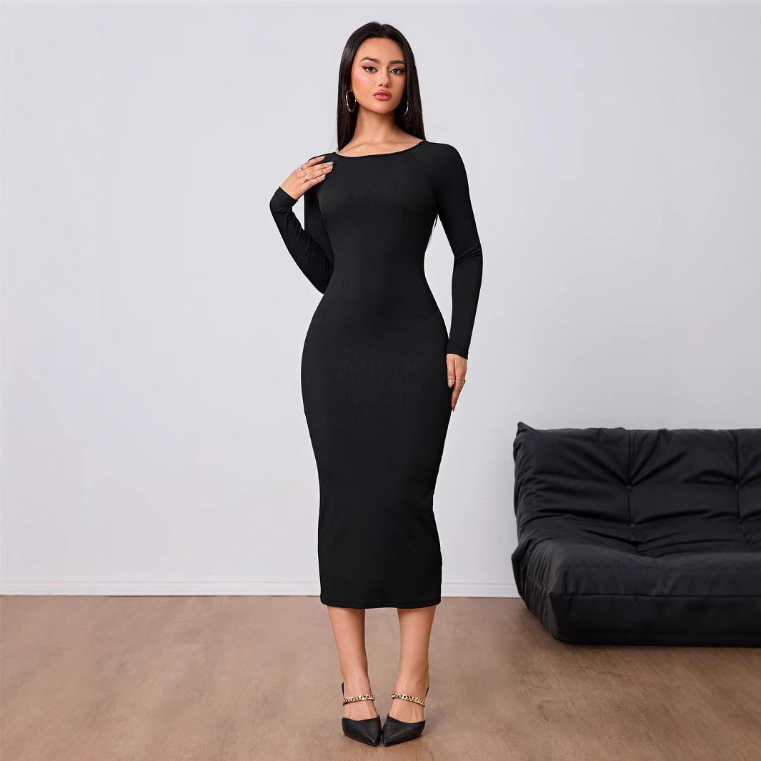 Robe féminine simple mode automne hiver sexy dos nu moulante mi-longue