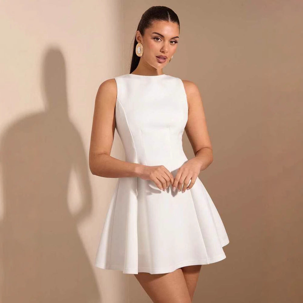 Robe de Cocktail Élégante Femme – Sans Manches, Coupe Trapèze Cintrée, Couleur Unie