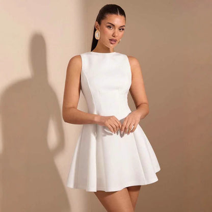 Robe de Cocktail Élégante Femme – Sans Manches, Coupe Trapèze Cintrée, Couleur Unie