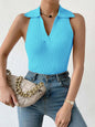 Débardeur en maille côtelée bleu été avec col retourné, style crop top style été, parfait pour la saison estivale.