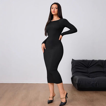 Robe féminine simple mode automne hiver sexy dos nu moulante mi-longue