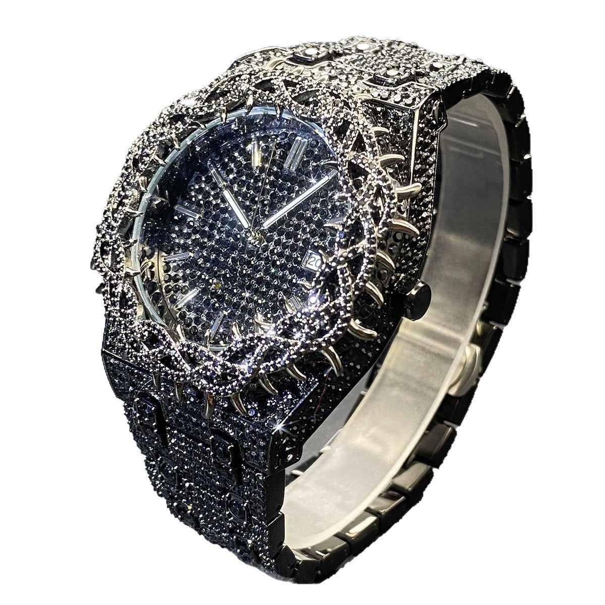 montre hip-hop pour homme avec zircon vert, brillante et élégante, cadran complexe en diamants noirs et verts.